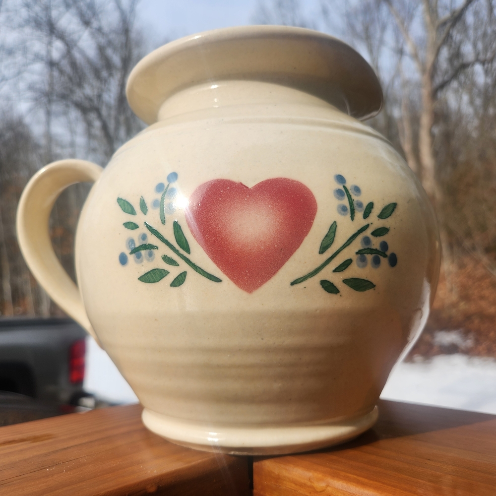 Shawnee Pottery 64oz Ceramic Pitcher With Pennsylvania Dutch Heart Design